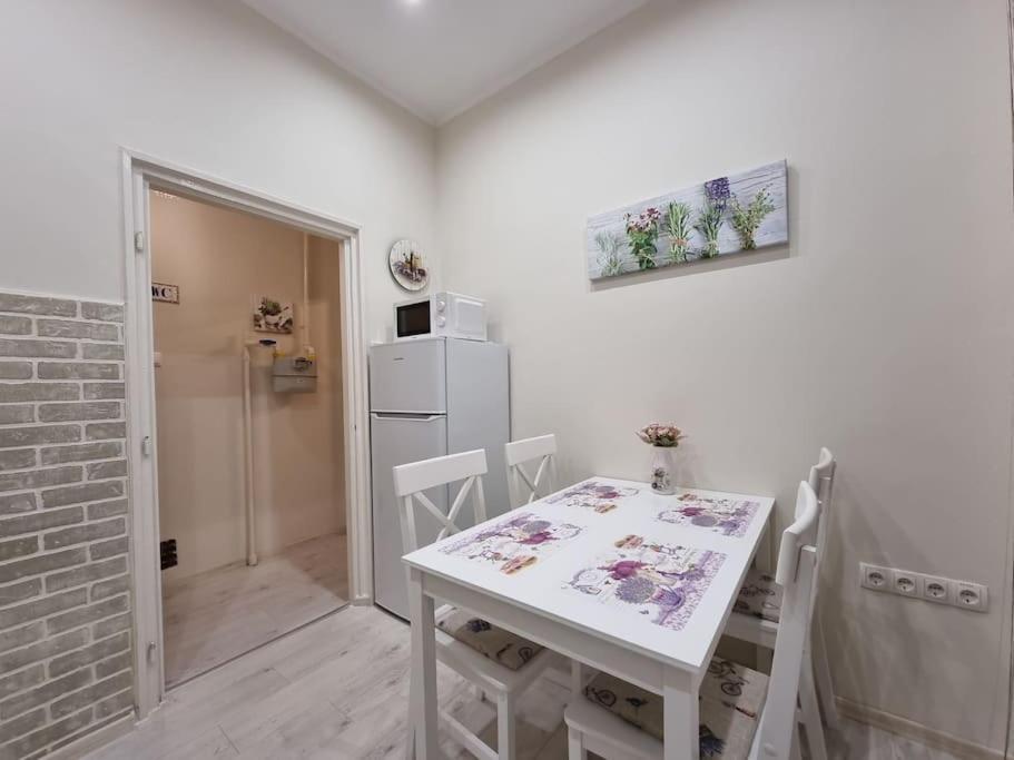 Vintage Apartman In City Center Miskolc Eksteriør billede