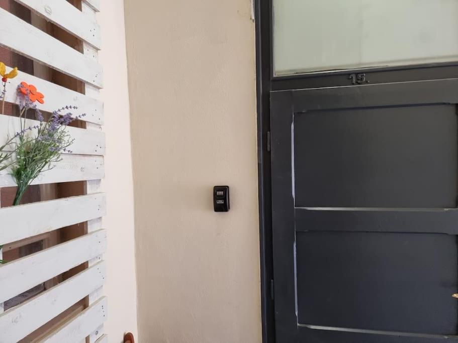 Vintage Apartman In City Center Miskolc Eksteriør billede